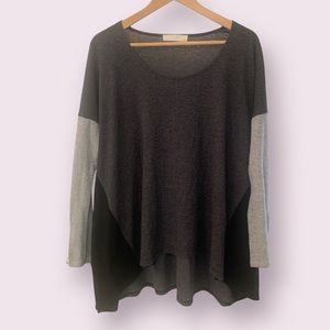 UO gray long sleeve t-shirt